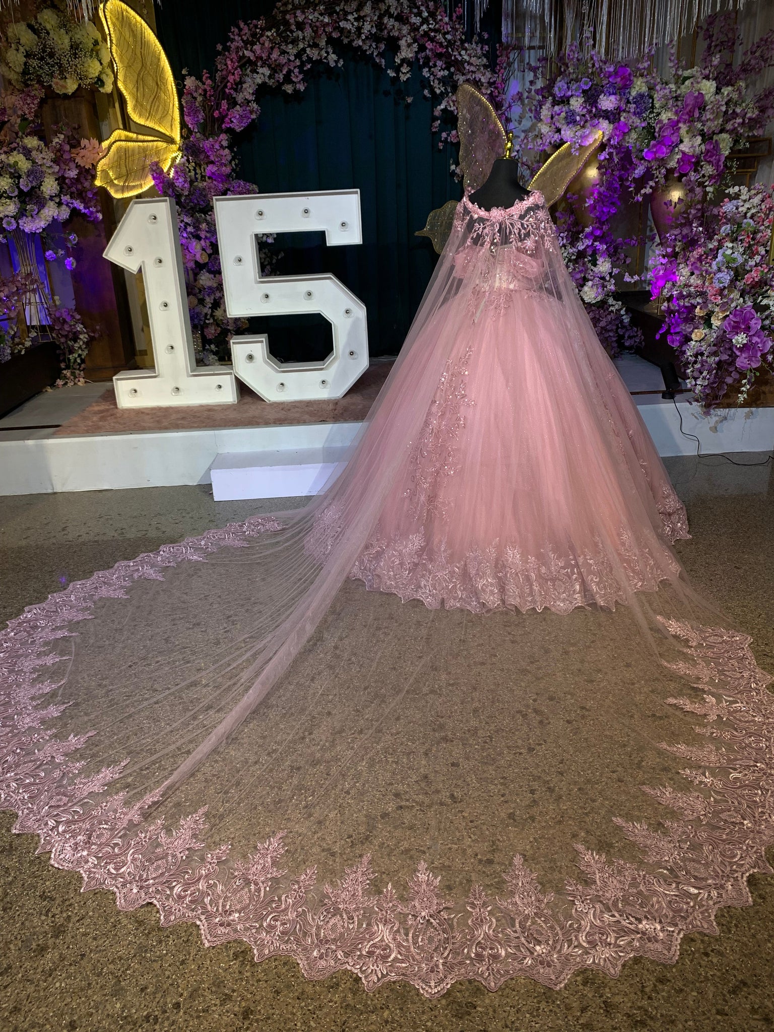 Colección METAMORFOSIS | Vestido para quinceañera